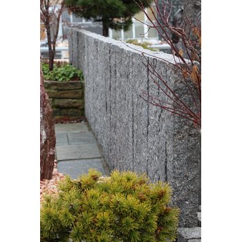 Naturstein Palisade Granit Hellgrau 50 bis 250 x 25 x 10 cm